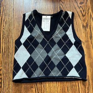 brandy melville sweater vest vneck tank top